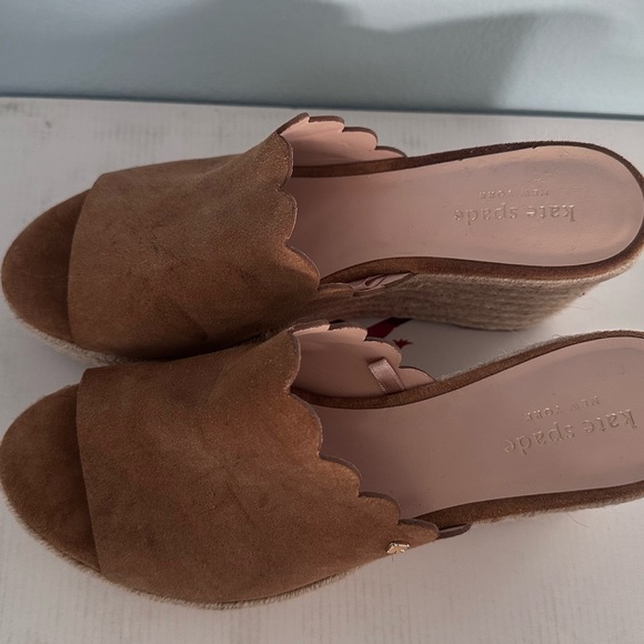 Kate Spade Tabby Espadrille Wedges in size 7.5 - Picture 8 of 9